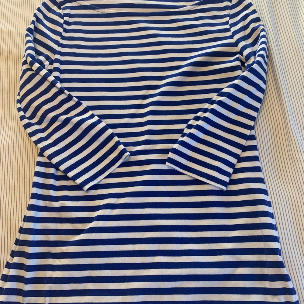 Half sleeve tee